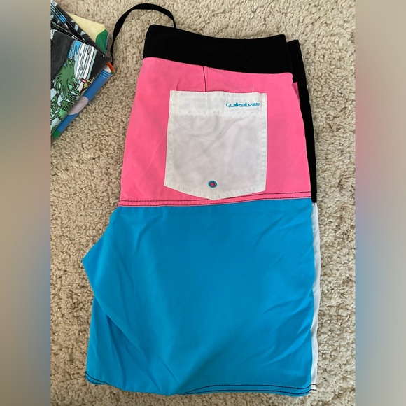 Men’s Quicksilver boardshorts size 34 - Picture 6 of 7